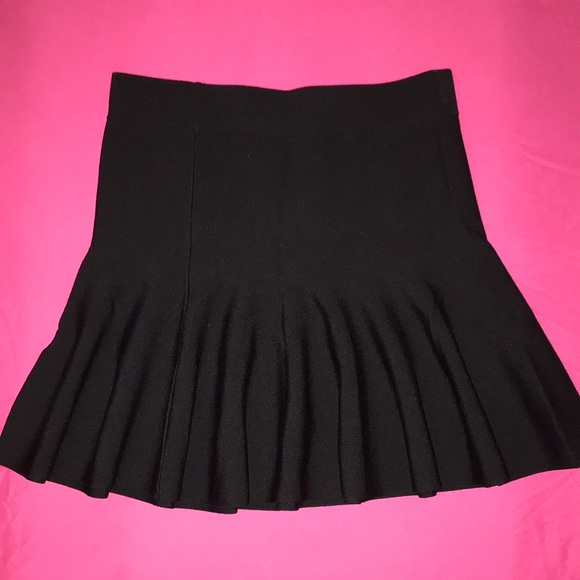 Forever 21 Black Skirt size Small - Picture 2 of 4